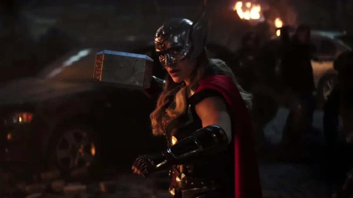 New Thor: Love and Thunder Poster Showcases Jane Foster