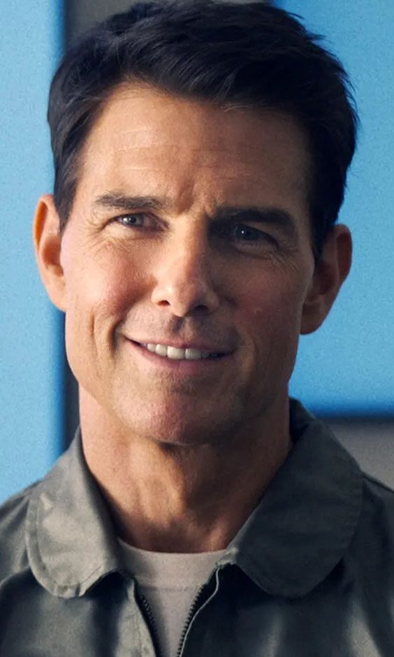 Tom-Cruise-Smile-Slide - Geeks + Gamers