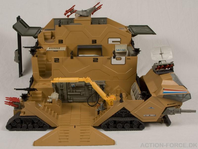 mobilecommandcenter05